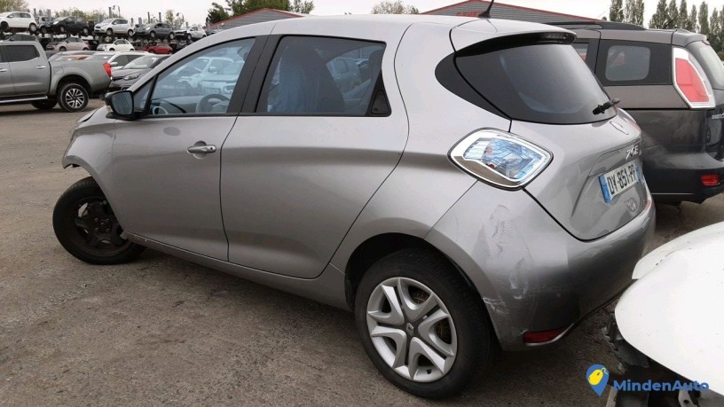 renault-zoe-dy-851-pp-big-0