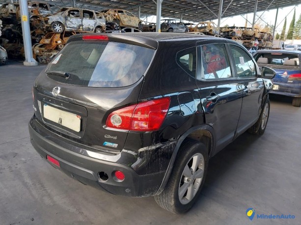 nissan-qashqai-15-dci-106-gazole-335535-big-2