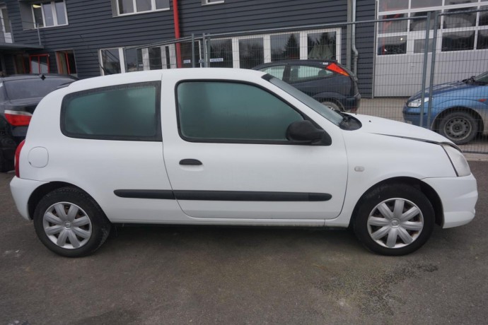 renault-clio-2-campus-big-8