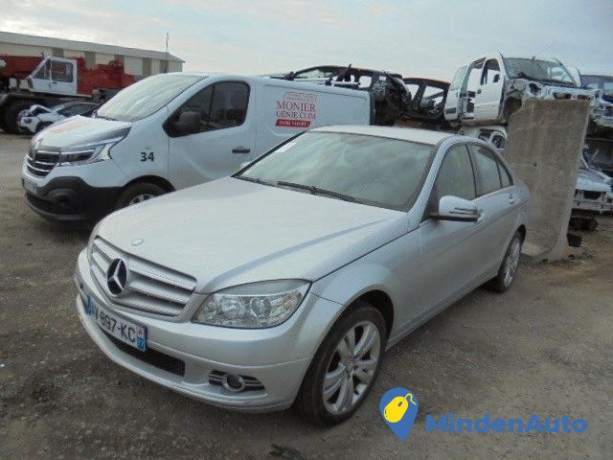 mercedes-benz-c-220-22-cdi-170-av897-big-2