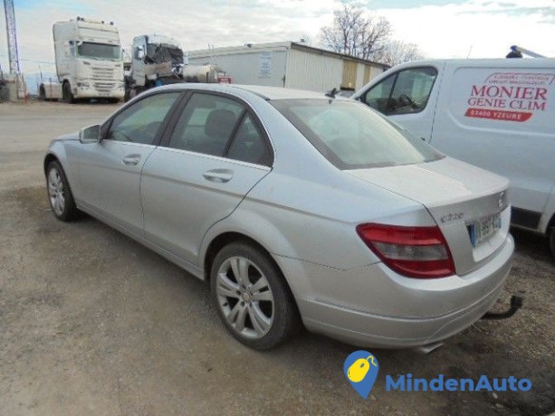 mercedes-benz-c-220-22-cdi-170-av897-big-1