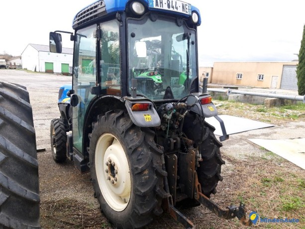 new-holland-t4030v-gazole-337435-big-3