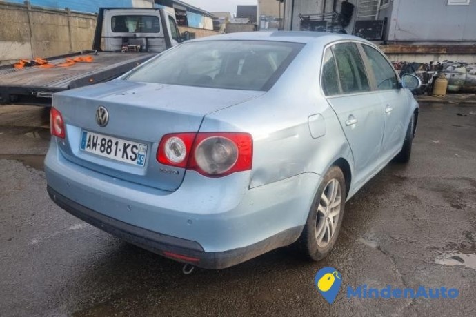 volkswagen-jetta-20-tdi-140cv-ref-63057-big-3