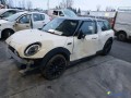 mini-clubman-iii-cooper-15i-136-essence-small-2