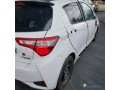 toyota-yaris-iii-15i-hybrid-gr-sport-essence-electrique-non-rechargeable-small-1