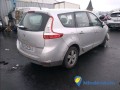 renault-scenic-iii-phase-1-small-1