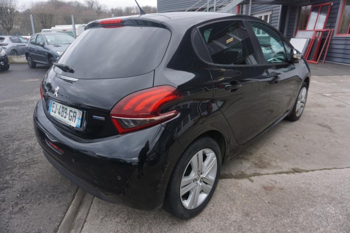 peugeot-208-1-big-12