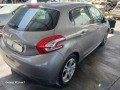 peugeot-208-12-puretech-82-allure-essence-small-3