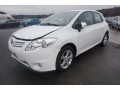 toyota-auris-1-small-16