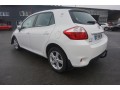 toyota-auris-1-small-13