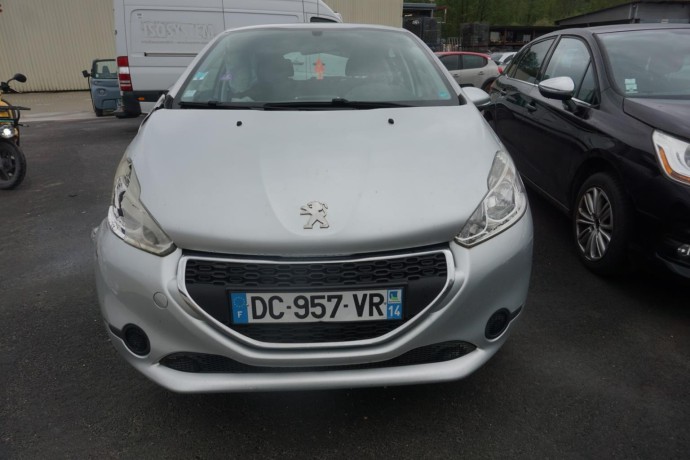 peugeot-208-1-big-13