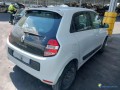 renault-twingo-iii-10-sce-70-zen-essence-small-1