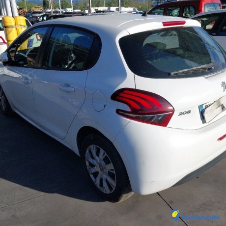 peugeot-208-16-bluehdi-100-gazole-big-1