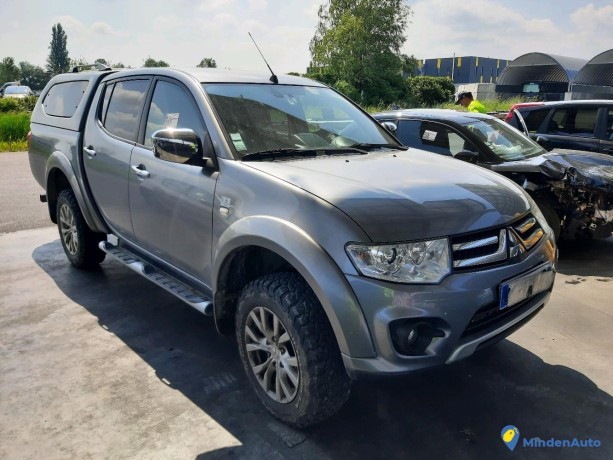 mitsubishi-l200-double-cab-25-td-178-aut-gazole-big-2