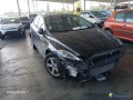 volvo-v40-d3-150-momentum-gazole-small-3