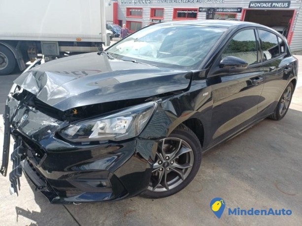 ford-focus-4-13055983-big-3