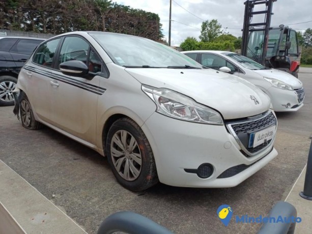 peugeot-208-1-phase-1-13093454-big-2