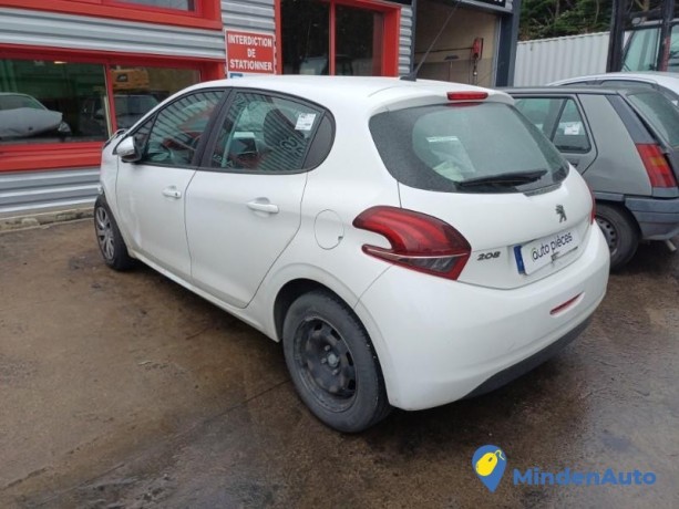 peugeot-208-1-phase-2-13126678-big-0