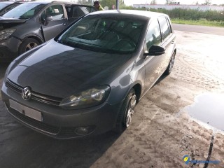 VOLKSWAGEN GOLF VI 1.6 TDI 105 STYLE - GAZOLE