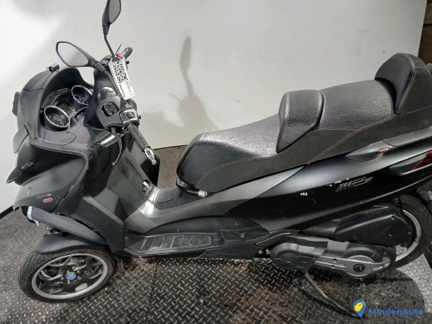 piaggio-mp3-500lt-essence-big-0