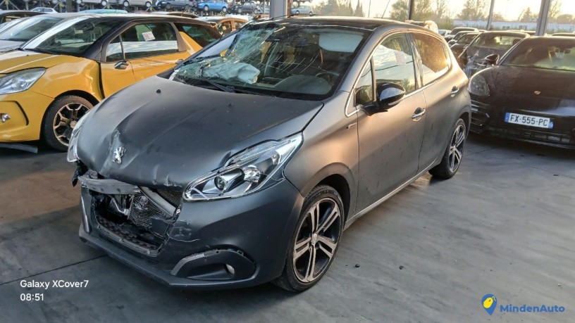 peugeot-208-2-16-bhdi-120-gt-line-gazole-big-0