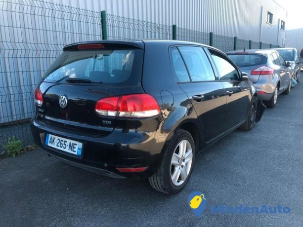 volkswagen-golf-vi-comfortline-big-3