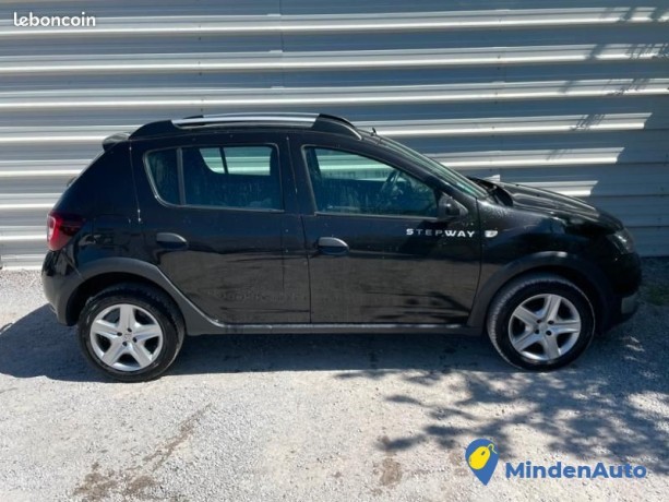 dacia-sandero-15-dci-90ch-eco2-stepway-ambiance-euro6-big-2