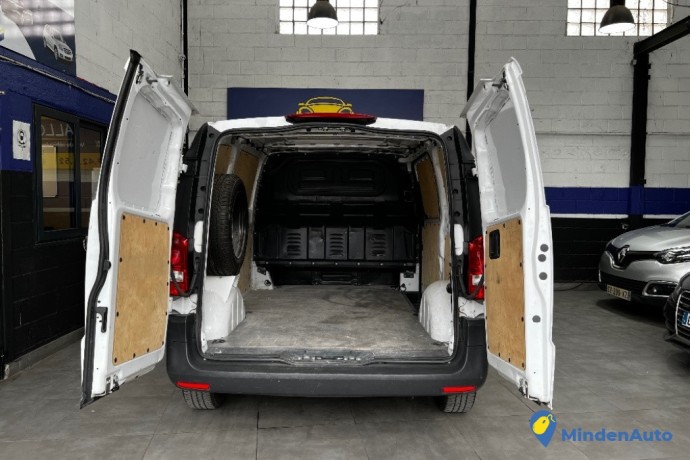 mercedes-vito-fourgon-big-4