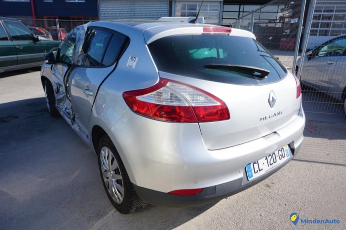 renault-megane-3-16-dci-16v-turbo-big-2