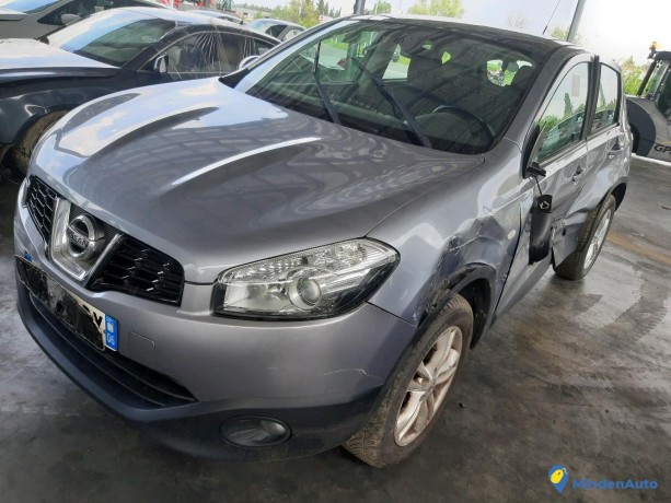 nissan-qashqai-20-dci-150-ref-321832-big-2