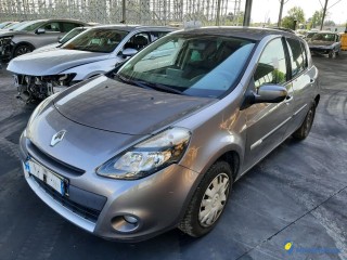 RENAULT CLIO III 1.5 DCI 75 TomTom Edition GPS Réf : 323823