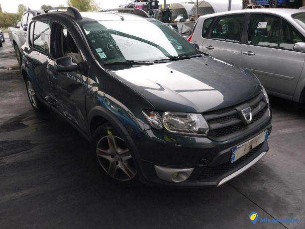 dacia-sandero-ii-stepway-15-dci-90-ref-331524-big-2