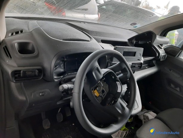 toyota-proace-city-12-vvt-i-110-dynamic-ref-317126-big-4