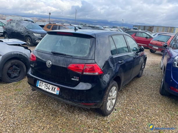 volkswagen-golf-vii-16-tdi-105-bluemotion-big-3