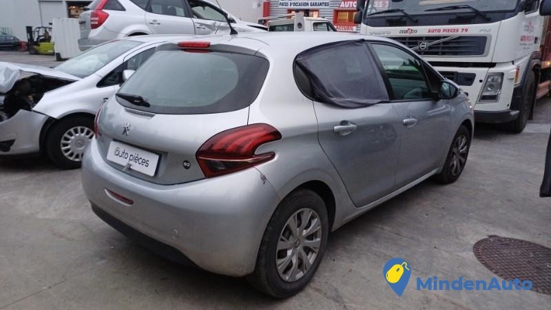 peugeot-208-1-phase-2-12376491-big-1