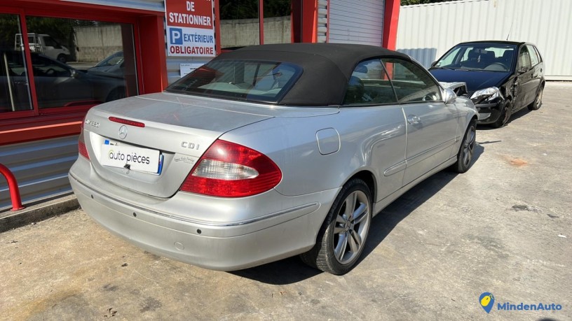 mercedes-classe-clk-209-cabriolet-11826643-big-1