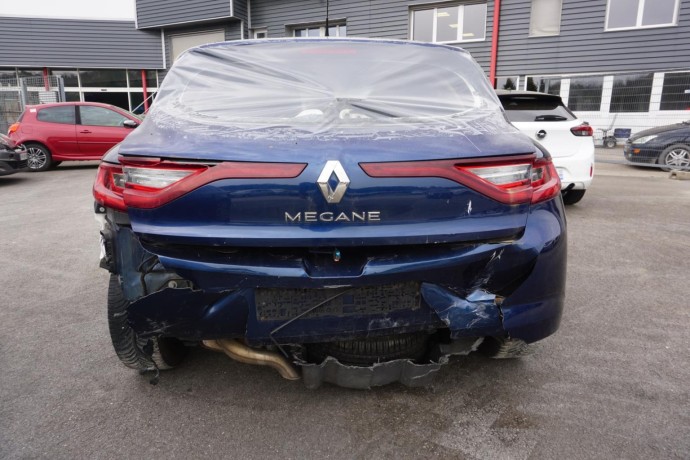 renault-megane-4-big-15