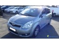 toyota-corolla-verso-ii-136-cv-d-4d-small-0