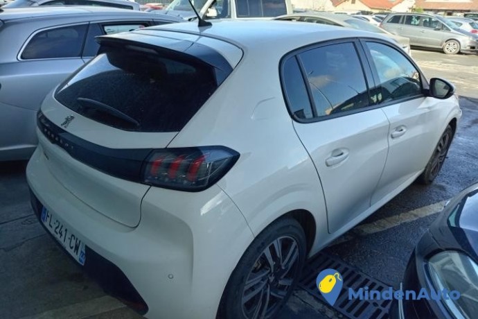 peugeot-208-12-100cv-i2-big-0