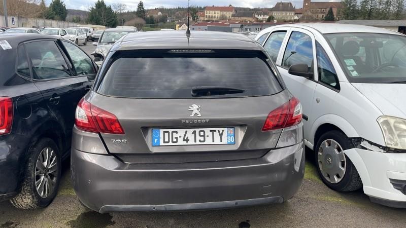 peugeot-308-2-big-11