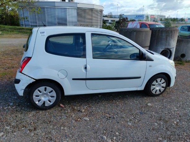 renault-twingo-2-big-2