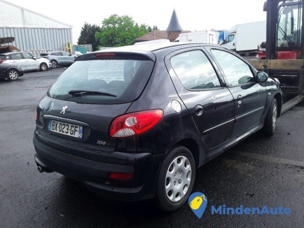 peugeot-206-07-2011-04-2012-206-14-hdi-fap-70-a-big-2