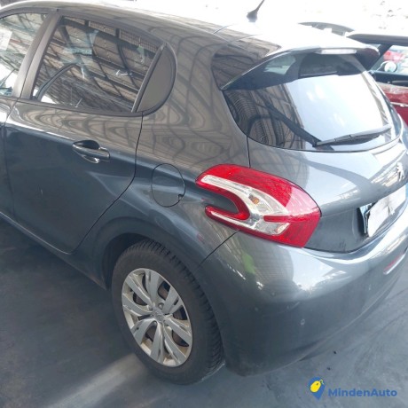 peugeot-208-16-e-hdi-92-style-gazole-big-1