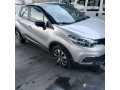 renault-captur-09-tce-90-essence-small-0