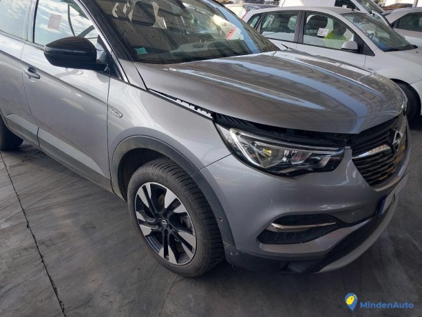 opel-grandland-x-15d-130-innovatio-gazole-big-0