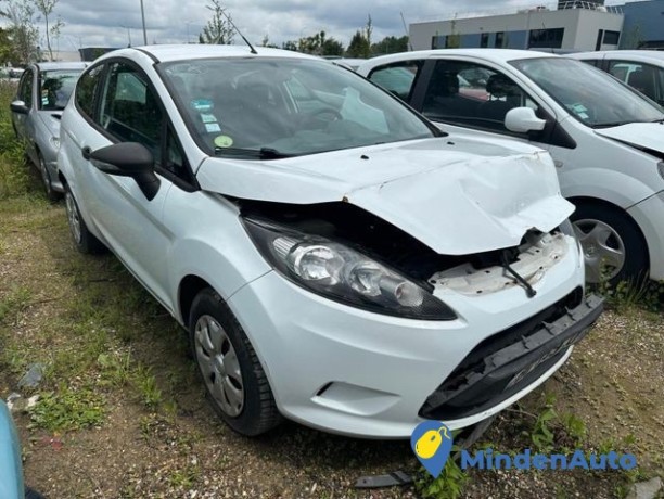 ford-fiesta-14-tdci-ps-71-3-portes-diesel-big-2