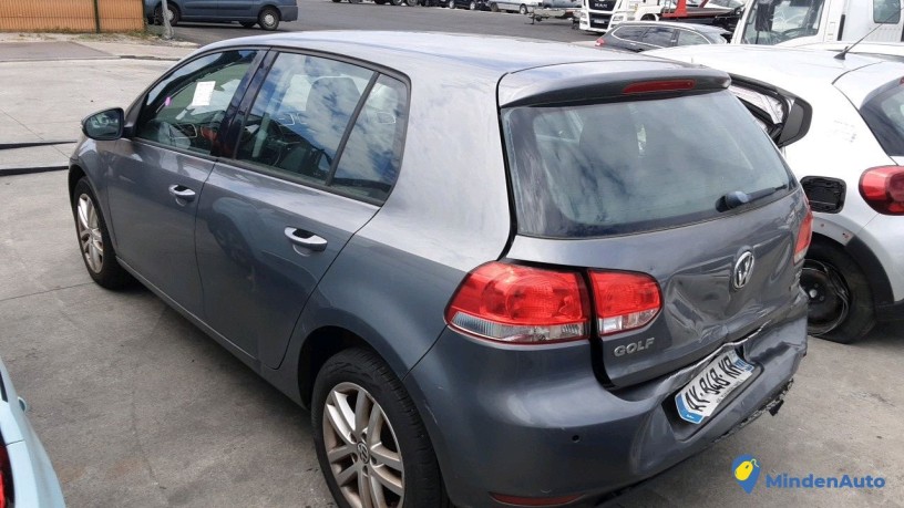 volkswagen-golf-ay-848-xr-big-2