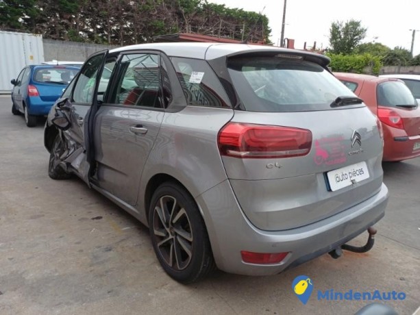 citroen-c4-picasso-2-phase-2-13253518-big-3