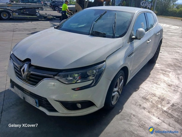 renault-megane-iv-15-dci-90-gazole-big-0