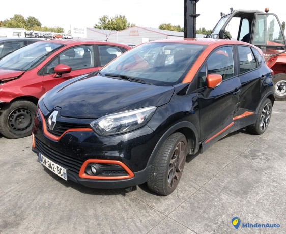 renault-captur-cw-942-bc-big-2